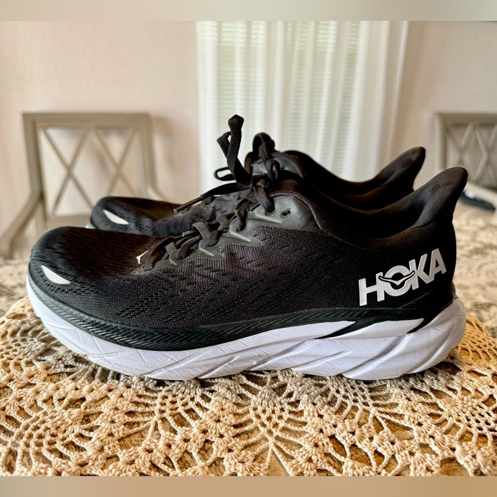 Hoka One One women’s (9)